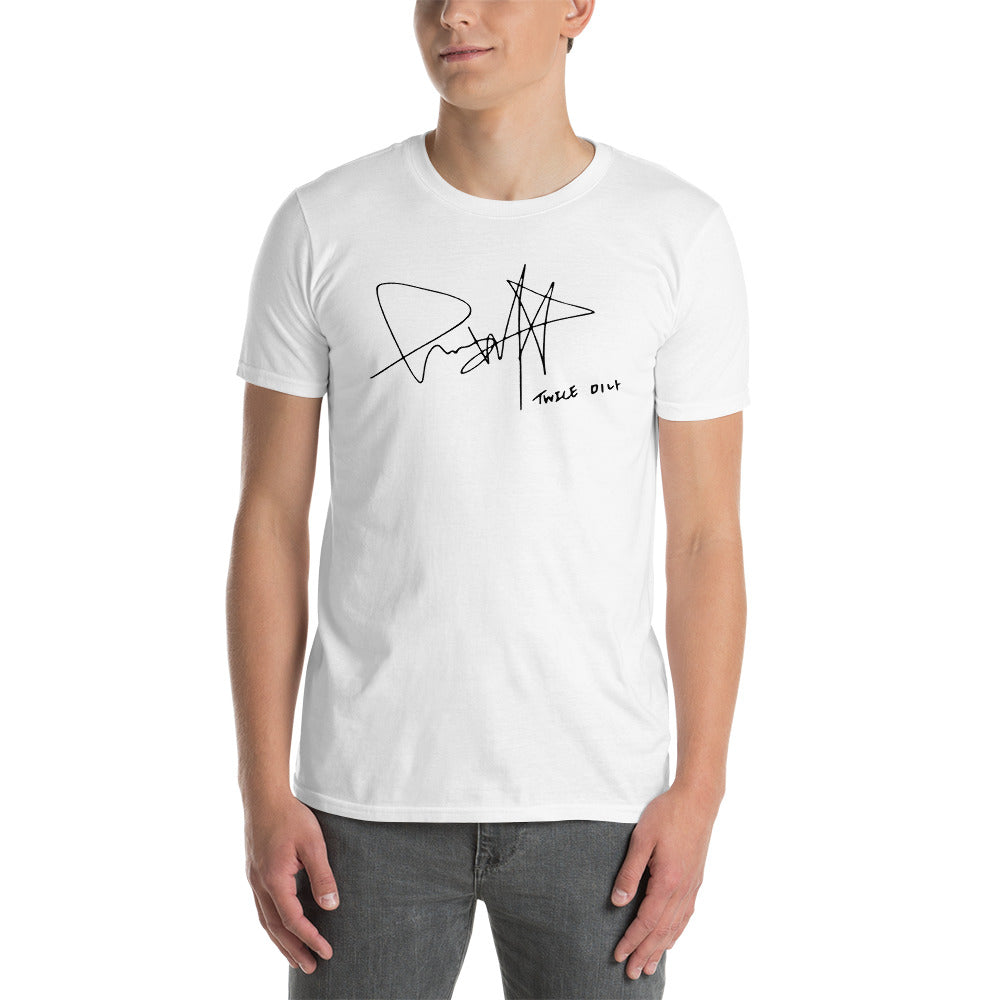 TWICE Mina, Mina Sharon Myoi Signature Unisex T-Shirt